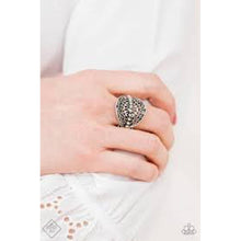 Load image into Gallery viewer, Travel Treasure Silver Ring - Paparazzi - Paparazzi - Dare2bdazzlin N Jewelry
