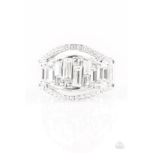 Treasure Chest Shimmer White Ring - Paparazzi - Paparazzi - Dare2bdazzlin N Jewelry