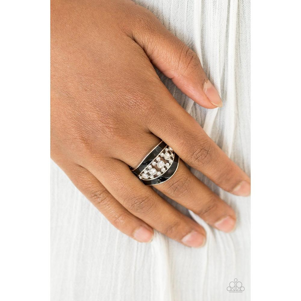 Trending Treasure - Black Ring - Paparazzi - Paparazzi - Dare2bdazzlin N Jewelry