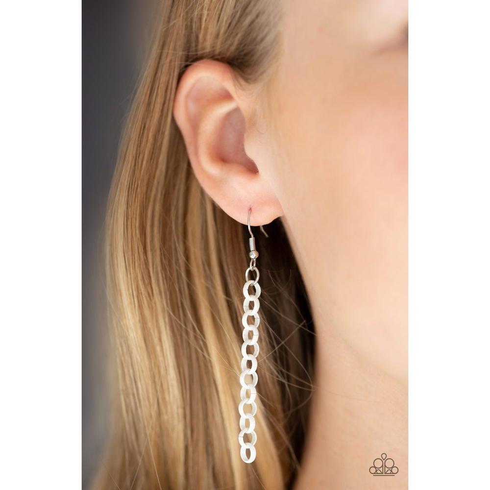 Turn Up The Volume - White Necklace - Paparazzi - Dare2bdazzlin N Jewelry