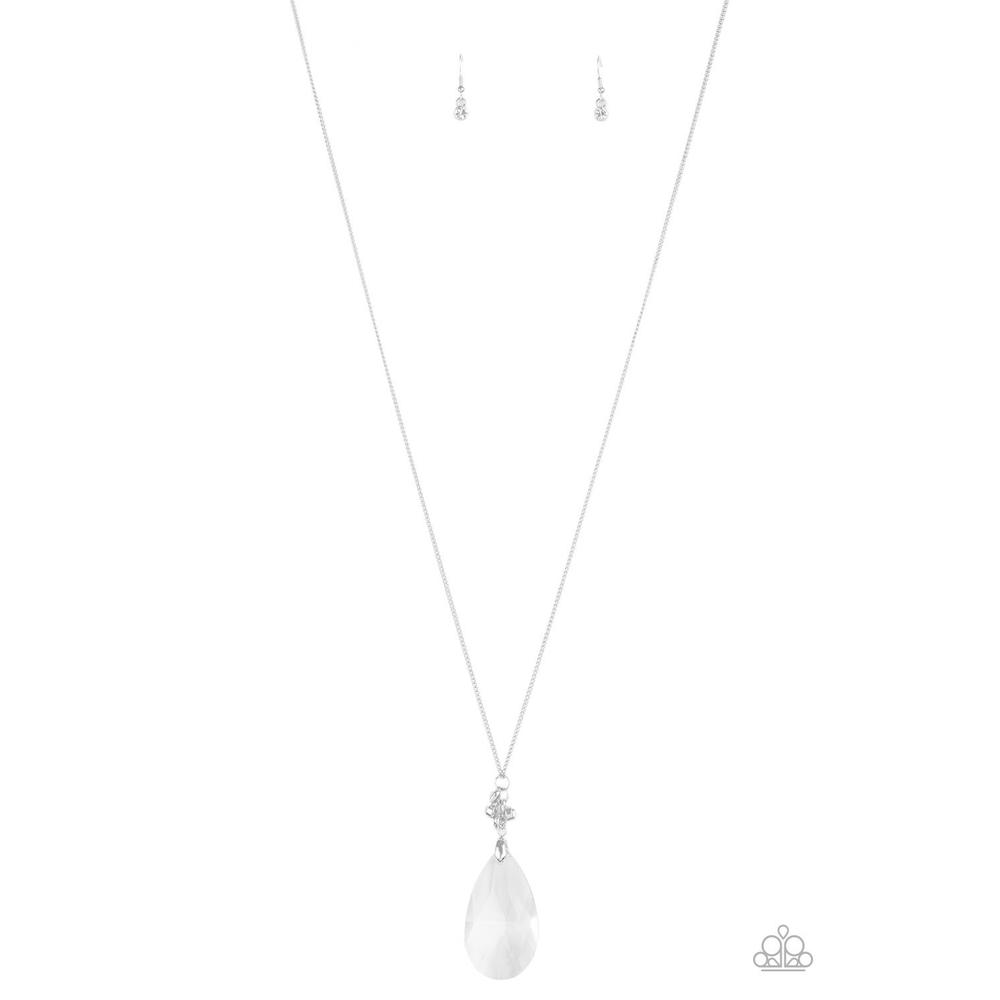 Up in the HEIR - White Necklace - Paparazzi - Dare2bdazzlin N Jewelry