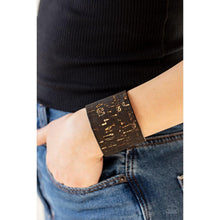 Load image into Gallery viewer, Up To Scratch - Black Bracelet - Paparazzi - Dare2bdazzlin N Jewelry
