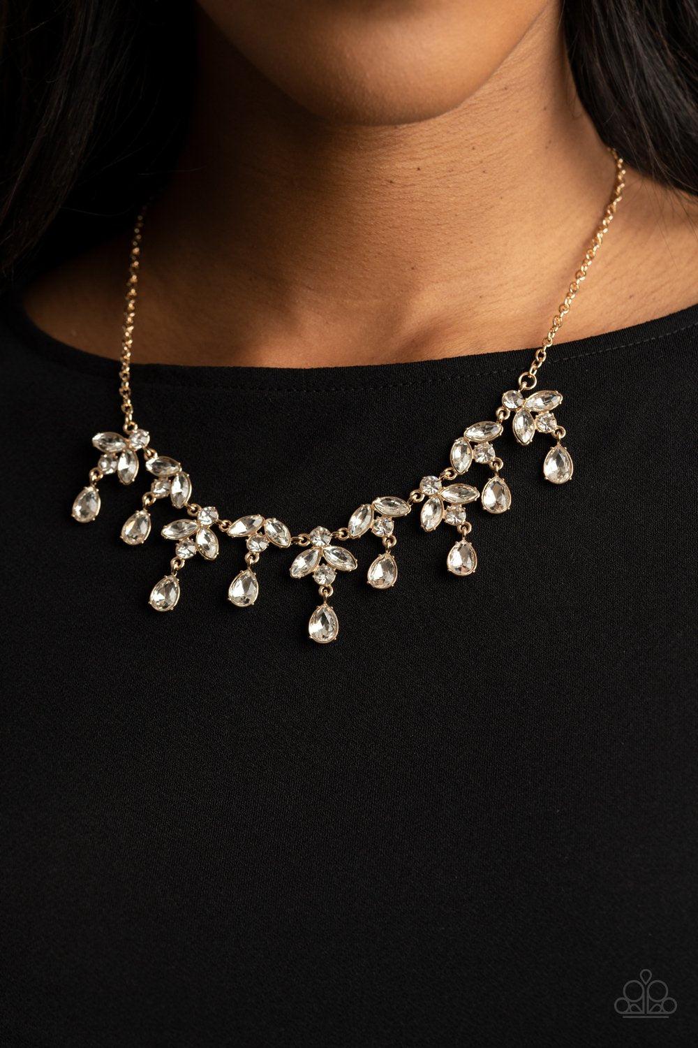 Vintage Royale - Gold Necklace - Paparazzi - Dare2bdazzlin N Jewelry
