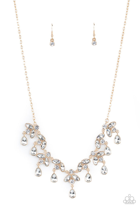 Vintage Royale - Gold Necklace - Paparazzi - Dare2bdazzlin N Jewelry