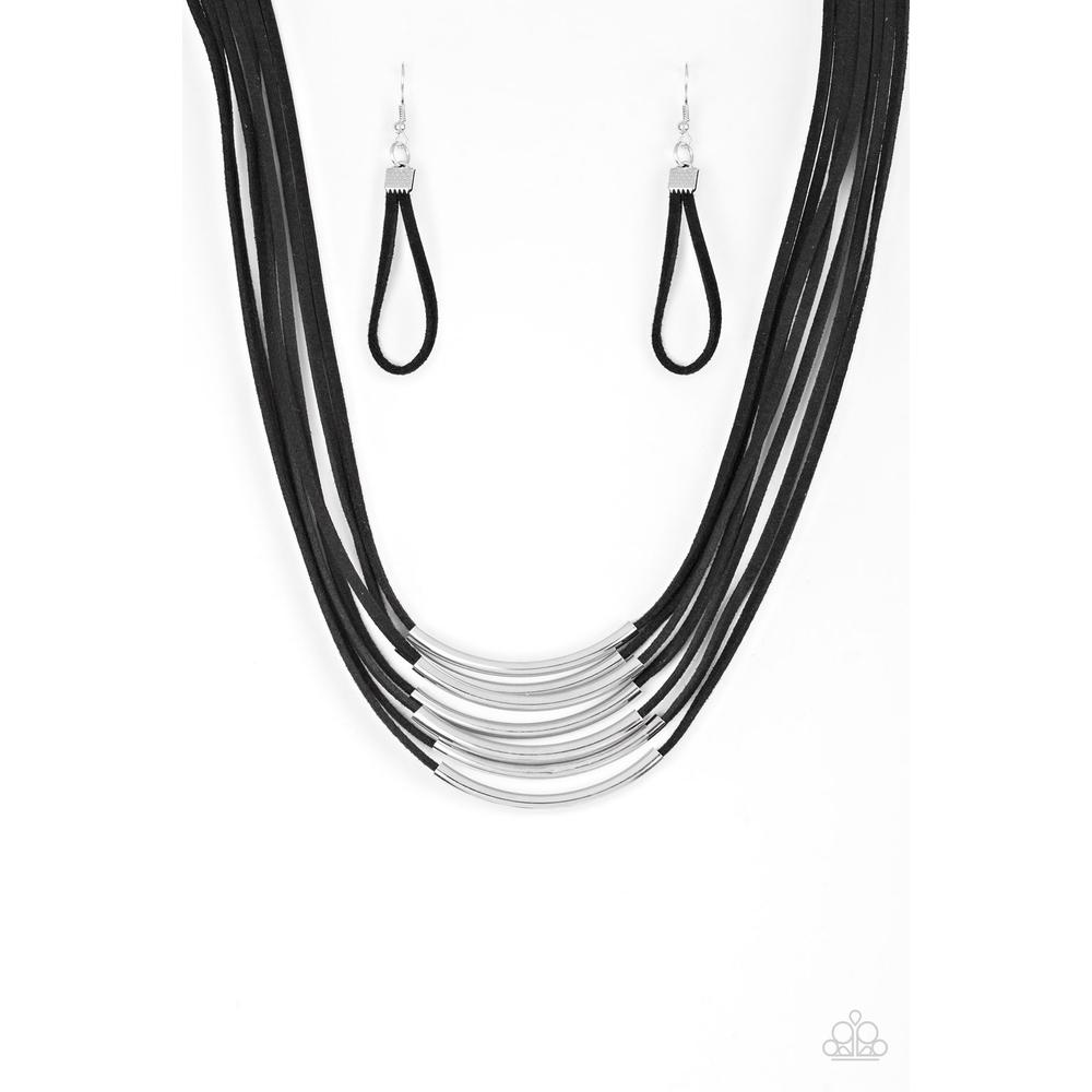 Walk The WALKABOUT - Black Necklace - Paparazzi - Dare2bdazzlin N Jewelry