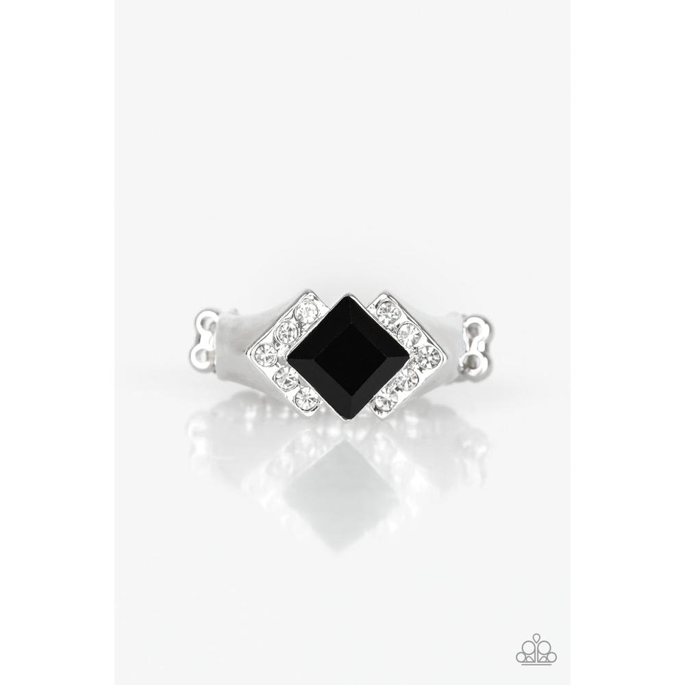 Wallstreet Winner Black Ring - Paparazzi - Dare2bdazzlin N Jewelry