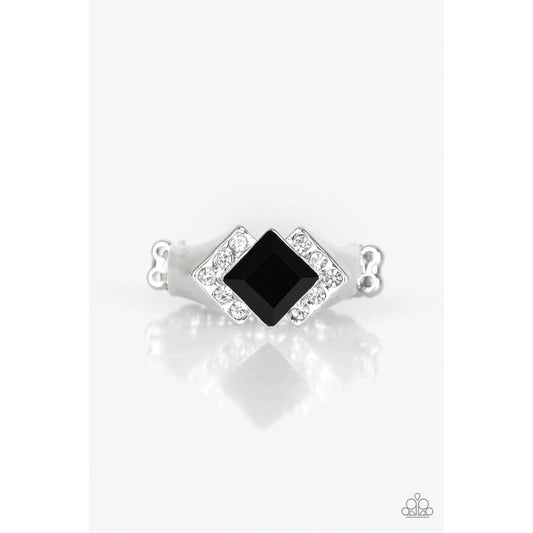 Wallstreet Winner Black Ring - Paparazzi - Dare2bdazzlin N Jewelry