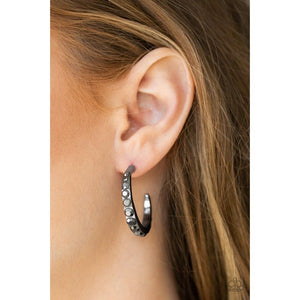 Welcome To Glam Town - Black Earrings - Paparazzi - Dare2bdazzlin N Jewelry