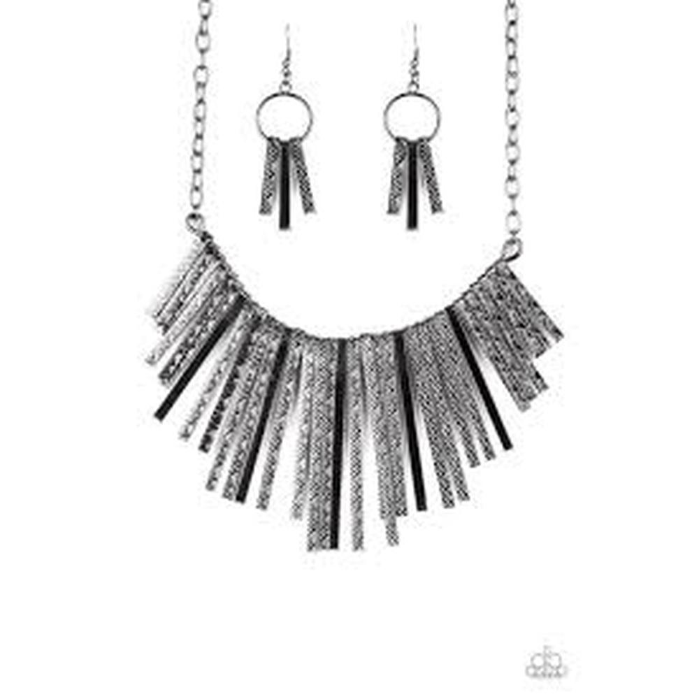 Welcome To The Pack - Black Necklace - Paparazzi - Dare2bdazzlin N Jewelry