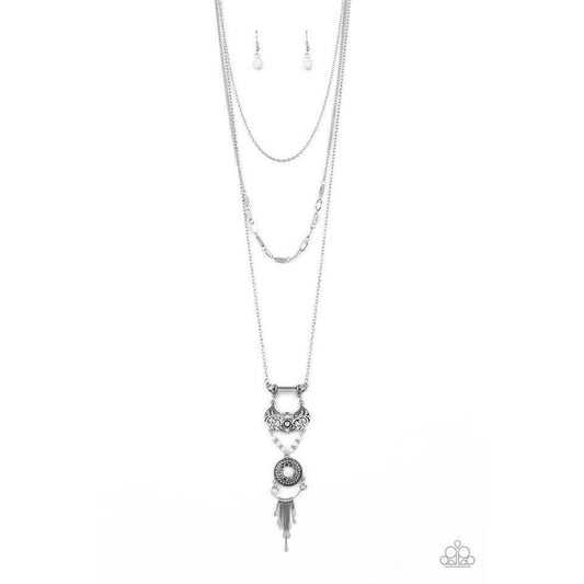 Wildland Wonderland Silver Necklace - Paparazzi - Dare2bdazzlin N Jewelry